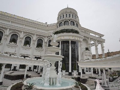 تالار پذیرایی قصر وصال