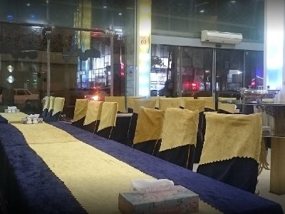 رستوران پدیده