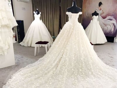 مزون لباس عروس تاج محل