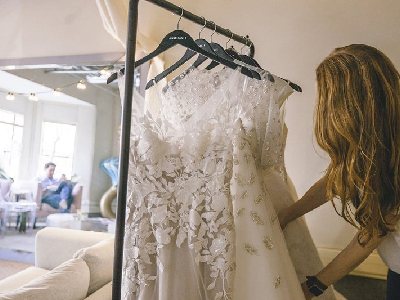 مزون لباس عروس زمانی