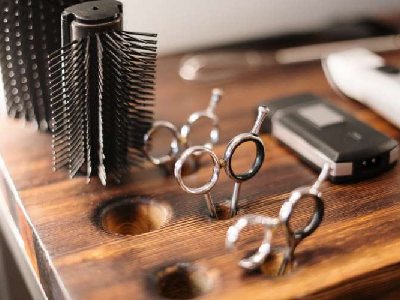 آرایشگاه مردانه سعید