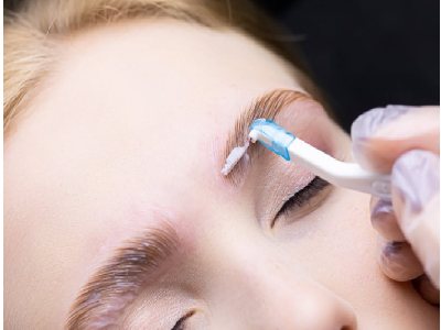 سالن تخصصی ابرو کشتکار
