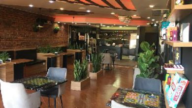 کافه روف گاردن جوکر کلاب