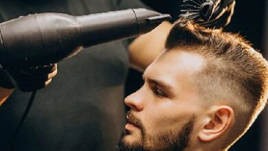 آرایشگاه مردانه سیاه و سفید